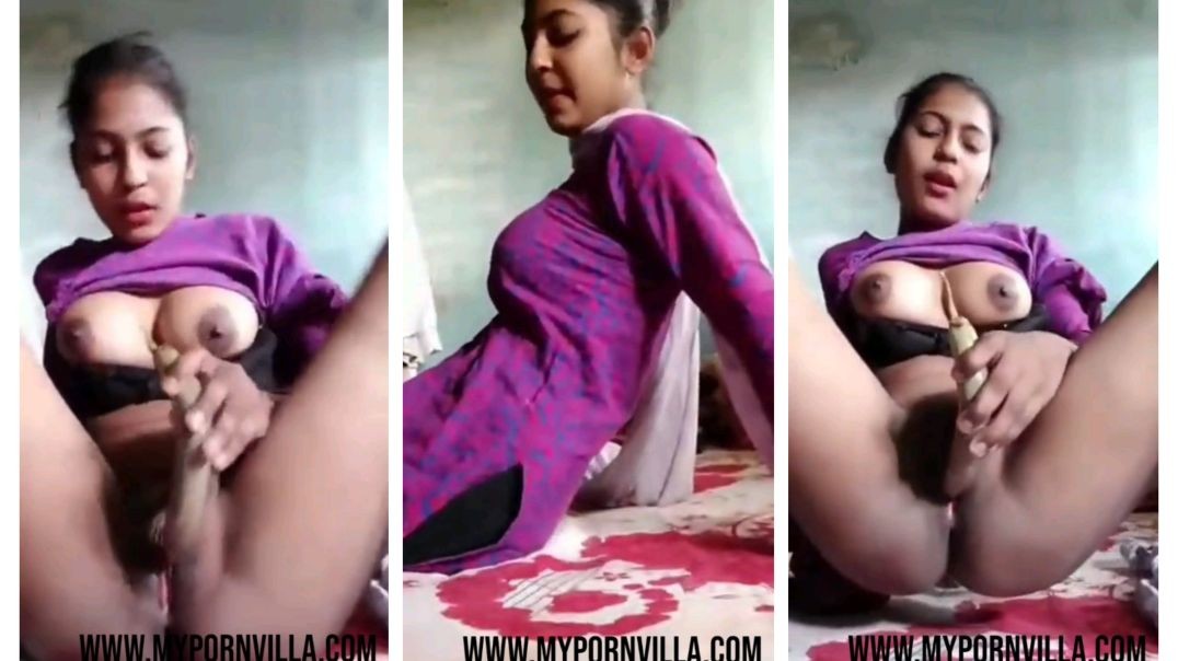 Desi girl_masturbation_with_vegetable