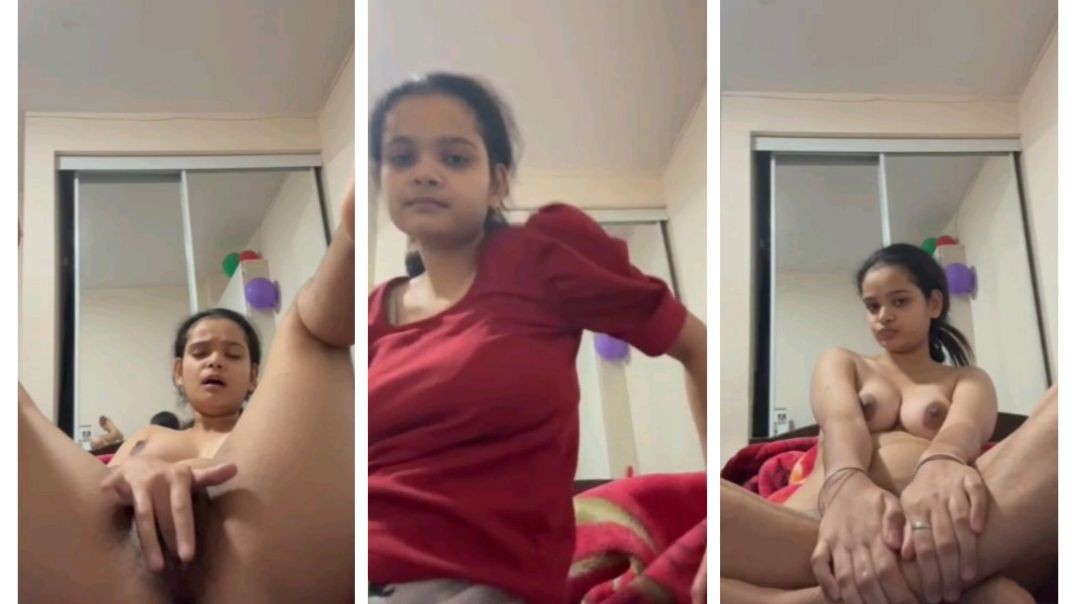⁣Beautiful Indian Girl Masturbates fingering herself – Homemade video