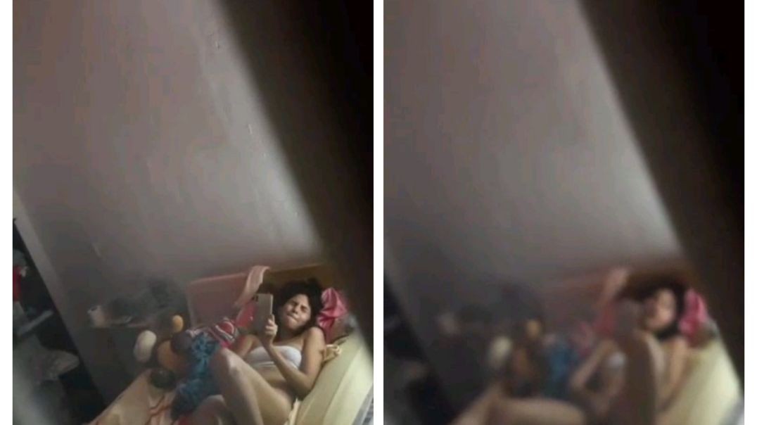 Indian girl having phone sex and fingering with her boyfriend inside pussy